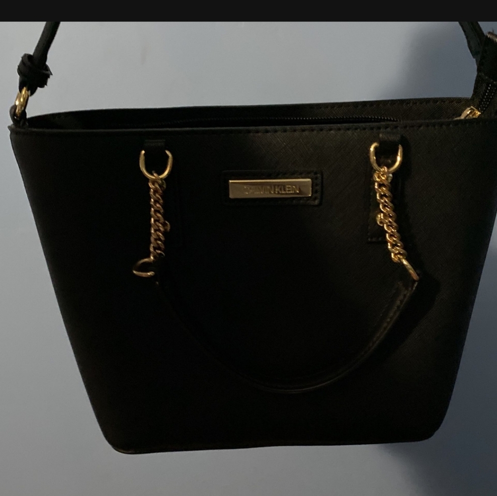 Calvin klein cross body
